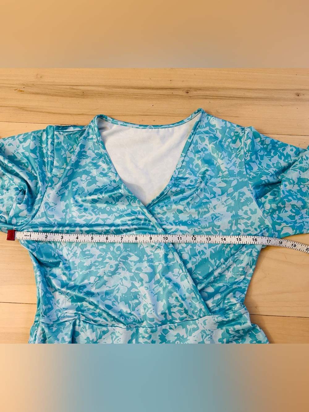 Turquoise Faux Wrap Dress Flutter Sleeves Size Medium NWOT - Picture 6 of 13